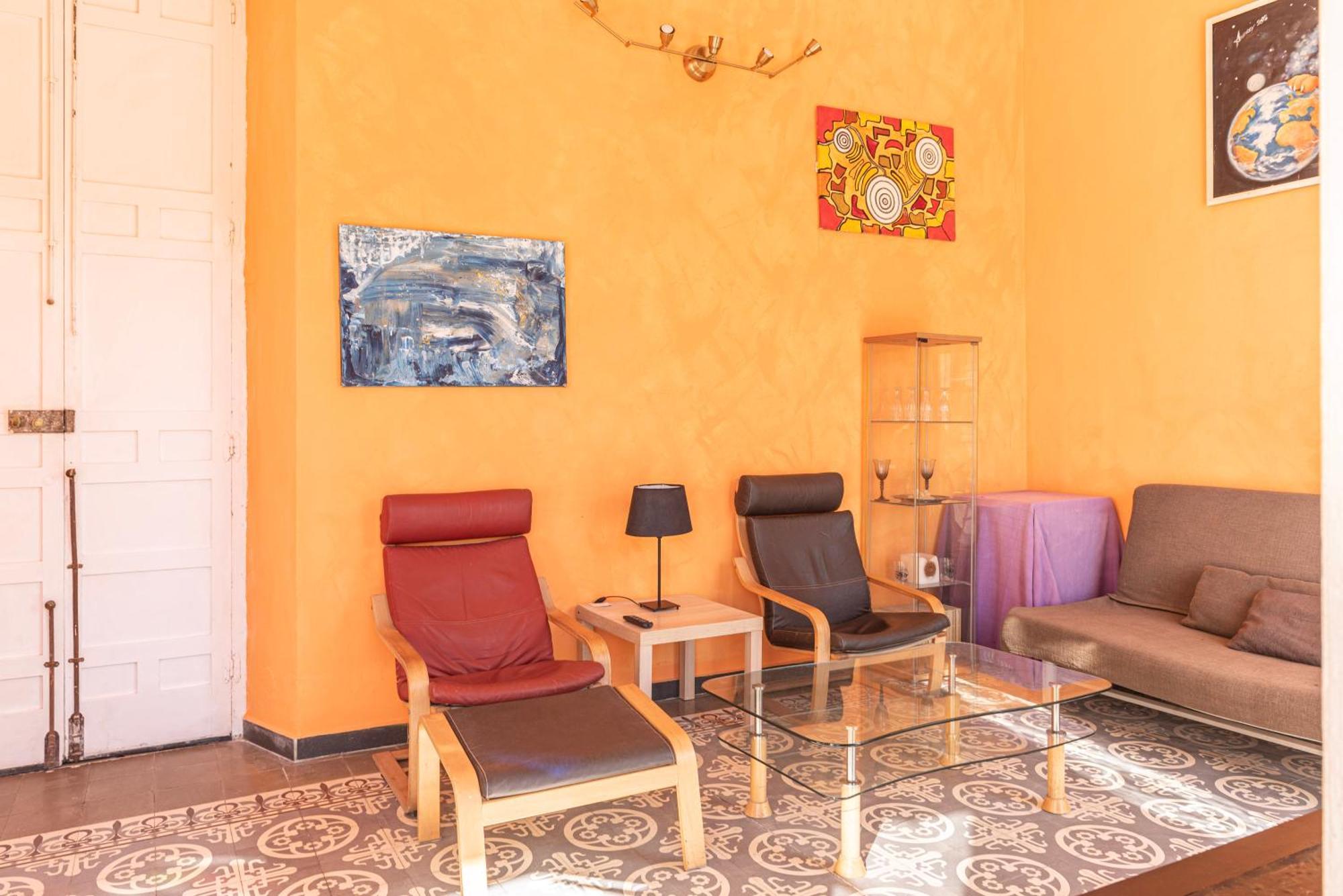 Private Rooms In Historic Building On The Square Málaga Buitenkant foto